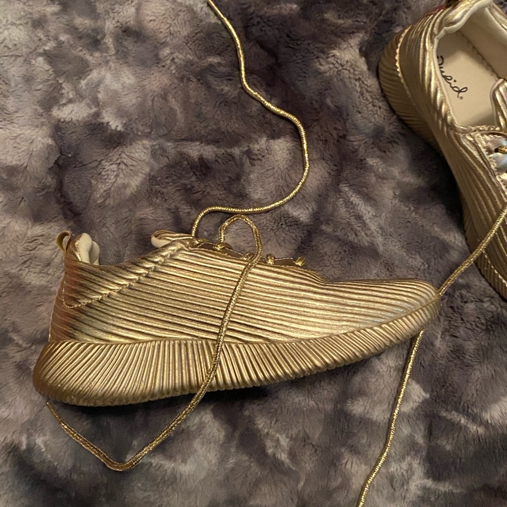 Sneakers for women